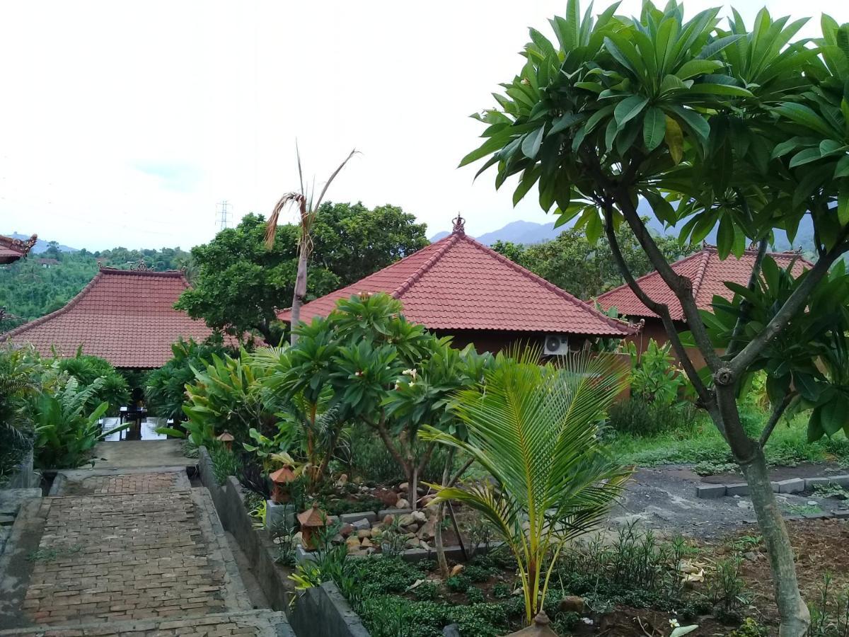 Eliska Sari Bungalows Sumberkima Pemuteran  Exterior photo